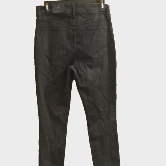 NYDJ STRAIGHT LEG WOMANS JEANS leggins size 6 new with tags black - Picture 6 of 6